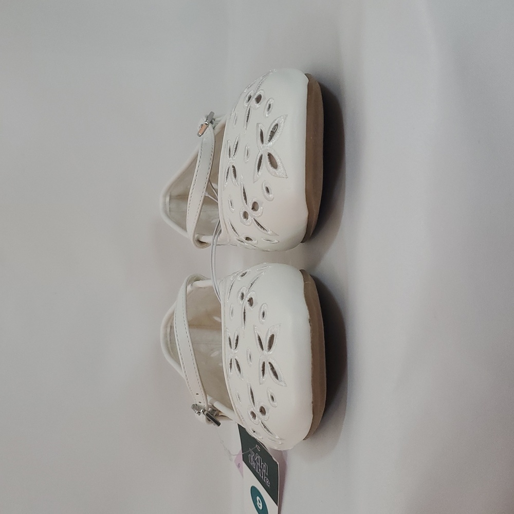 Wild Fable™ Women's Elsa Eyelet Mary Jane Ballet Flats ~ White - Picture 8 of 12